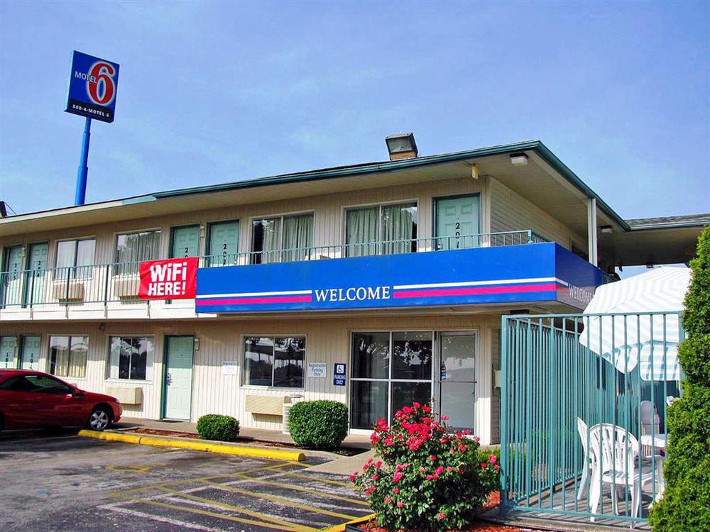 Americas Best Value Inn Bowling Green Amenities photo